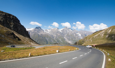 Großglockner Hochalpenstraße im Herbst