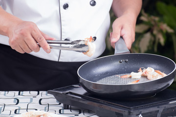 Chef stir fry shrimp