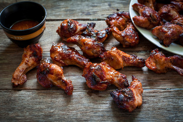 chicken wing with sauce