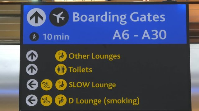 board gate panel flashing at ath airport 