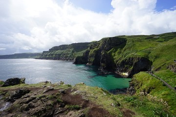 Landschaft um Carrick-a-Rede - Rope Bridge / Nordirland