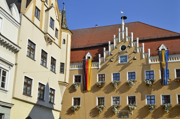 Rathaus mit Glockenspiel,  Donauwörth
