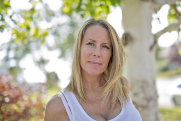 Portrait of woman outdoors