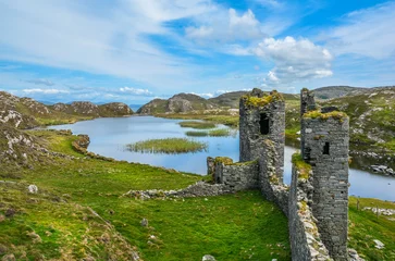 Rolgordijnen Ruins of Three Castle Head, County Cork, Ireland © e55evu
