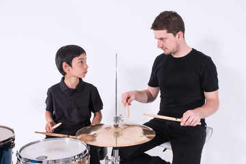 Lezioni di batteria. Percussioni