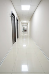 The image of an empty corridor