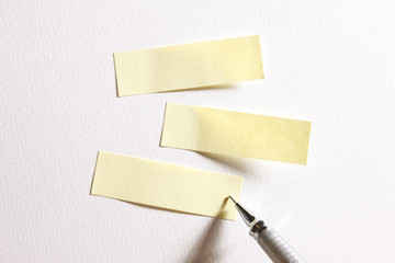 ペンと付箋
