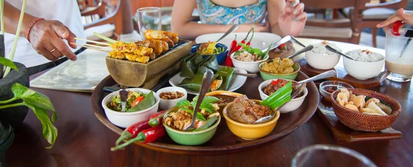 Fototapeten Leckeres Essen von Bali © hedge1