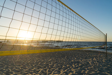Volleyballnetzt am Strand