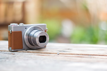 Vintage Kamera auf Holzuntergrund