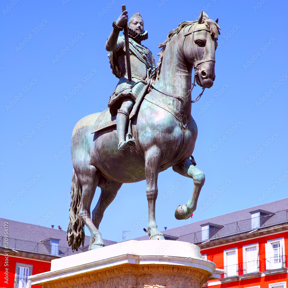 Wall mural Statue of King Philip III