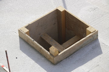 Aussparung f&uuml;r einen Pumpensumpf in einer Baugrubensohle