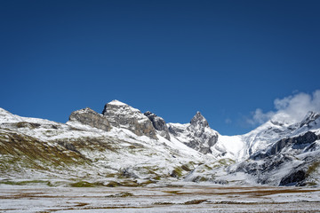 Obraz premium Mountain landscape in Swiss Alps