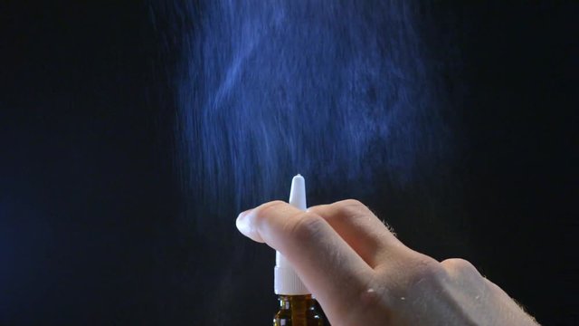 Nasenspray bei Schnufen im Detail