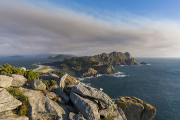 Vista de las Islas Cies desde Alto do Principe (Islas Cies, Pontevedra - España).