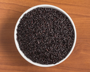 Black Rice into a Bowl