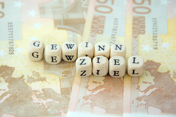 Naklejka premium Schild 142 - Gewinnziel