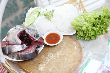 Special Vietnamese rice vermicelli with fresh makerel fish head,