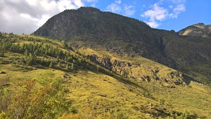 Чульчинское ущелье в Горном Алтае