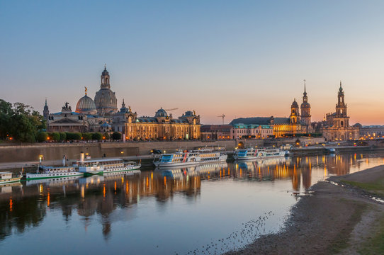Dresden in der Abendröte; Deutschland