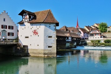 Fototapeta na wymiar Bremgarten, Bollhaus und Reussbrücke, Schweiz