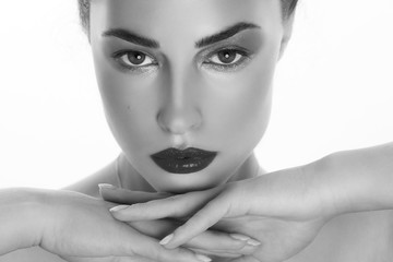 beauty portrait in black and white - 121066743