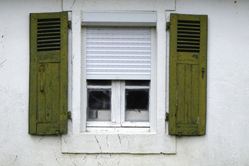fenêtre et volets