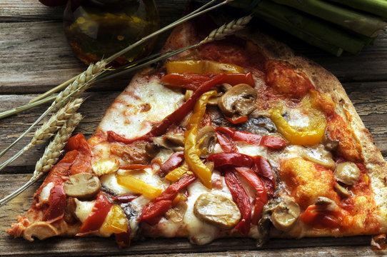 &Pi;ί&tau;&sigma;&alpha; পিৎজা 피자 Պիցցա ಪೀಟ್ಸಾ პიცა ピザ P&iacute;otsa พิซซ่า Pizza Pica بيتزا Pitsa Піца Пицца पिज़्ज़ा פיצה 比萨饼 Cucina italiana Italian cuisine Italienische K&uuml;che Kuchnia włoska Итальянская кухня Italia