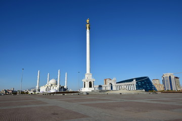 Fototapeta na wymiar Independence Square in Astana, Kazakhstan