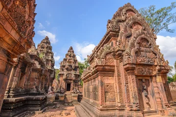 Zelfklevend Fotobehang Banteay Srei Temple, Siem Reap, Cambodia © Noppasinw