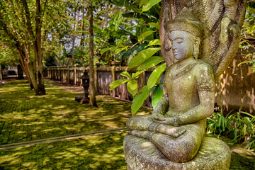 Fototapeta na wymiar Stone image of Buddha