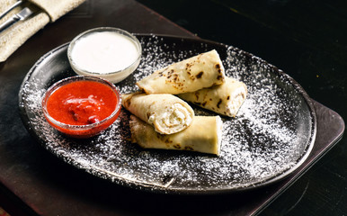 pancakes with jam