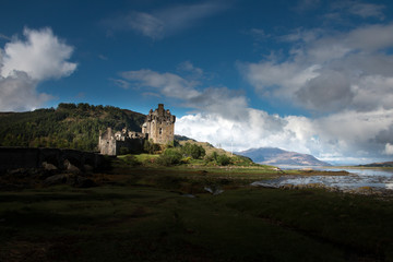 Fototapeta na wymiar Eilean Donan Castle, Highlands, Scotland 