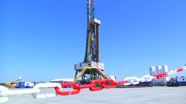
Shell . Derrick. restricted area