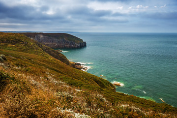 Obraz premium Beautiful Brittany coast in overcast day
