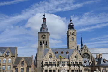 Der alte Marktplatz von Diksmuide