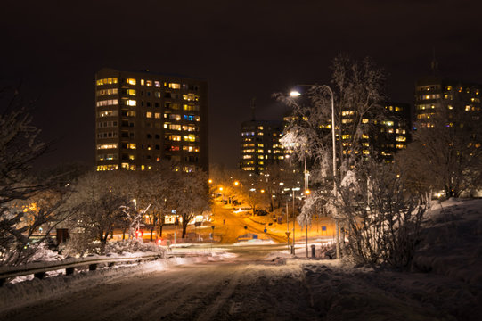 Fr&ouml;lunda kyrkogata.