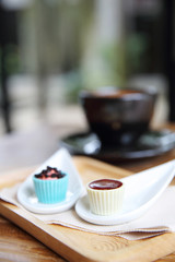 white chocolate with strawberry sauce