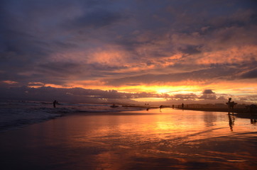 夕景　黄金色の海　湘南