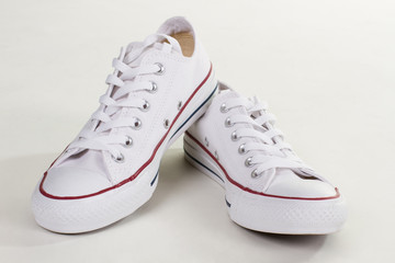 Youth classic gumshoes.