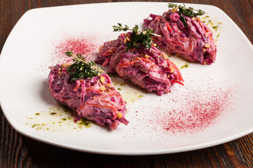 Salad with beets and pork