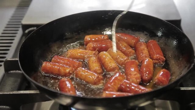 Chorizo en la sarten