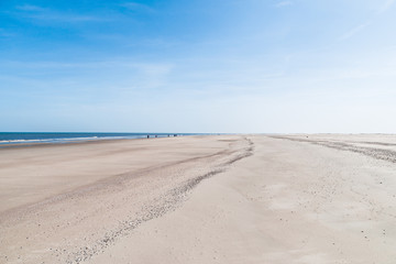 Fototapeta na wymiar Strand an der Küste der ostfriesischen Insel Norderney, Deutschland