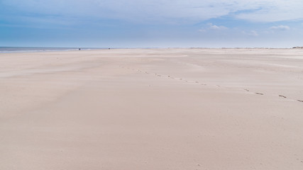 Strand an der Küste der ostfriesischen Insel Norderney, Deutschland