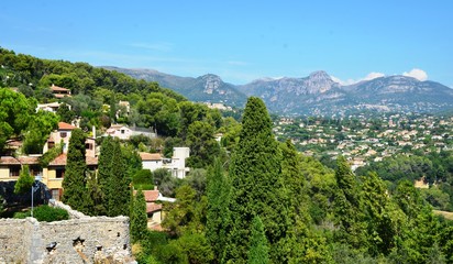 Fototapeta premium Saint Paul de Vence, murailles et vallée de Vence
