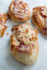  bacon and mozzarella  cheese on bread