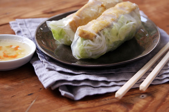 vietnamese summer rolls with tofu