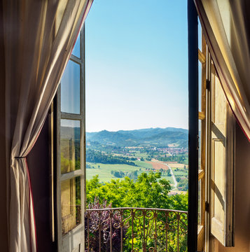 Fototapeta View from a window in Italy