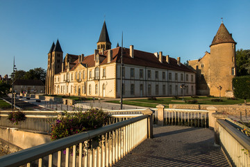 Fototapeta na wymiar The basilica du Sacre Coeur in Paray-le-Monial