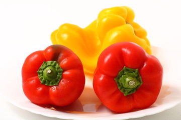 Peperoni crudi composizione